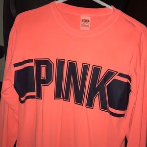 Women’s PINK oversized long sleeve tee